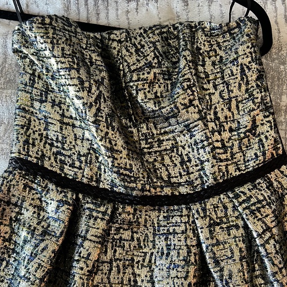 Dress - Picture 3 of 5